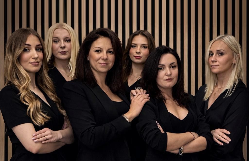 Zespół Luxe Care Autoryzowany Instytut INDIBA® — fizjoterapia i estetyka